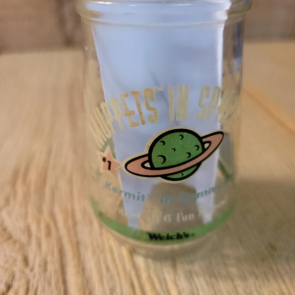Welch's juice glass with Muppets in Space and Kermit the frog. - Picture 3 of 5